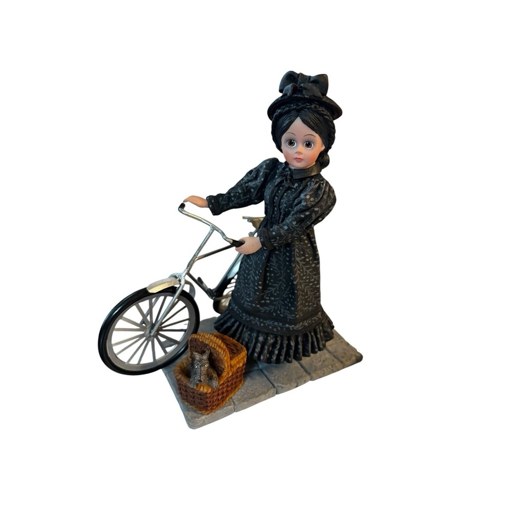 2001 Madame Alexander Miss Gulch Bicycle Toto #13240 Wizard of Oz 10" E1/241